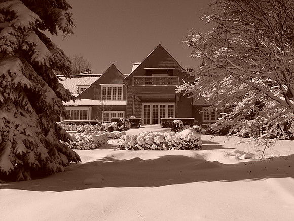 Rear elevation Turkey Hill in winter